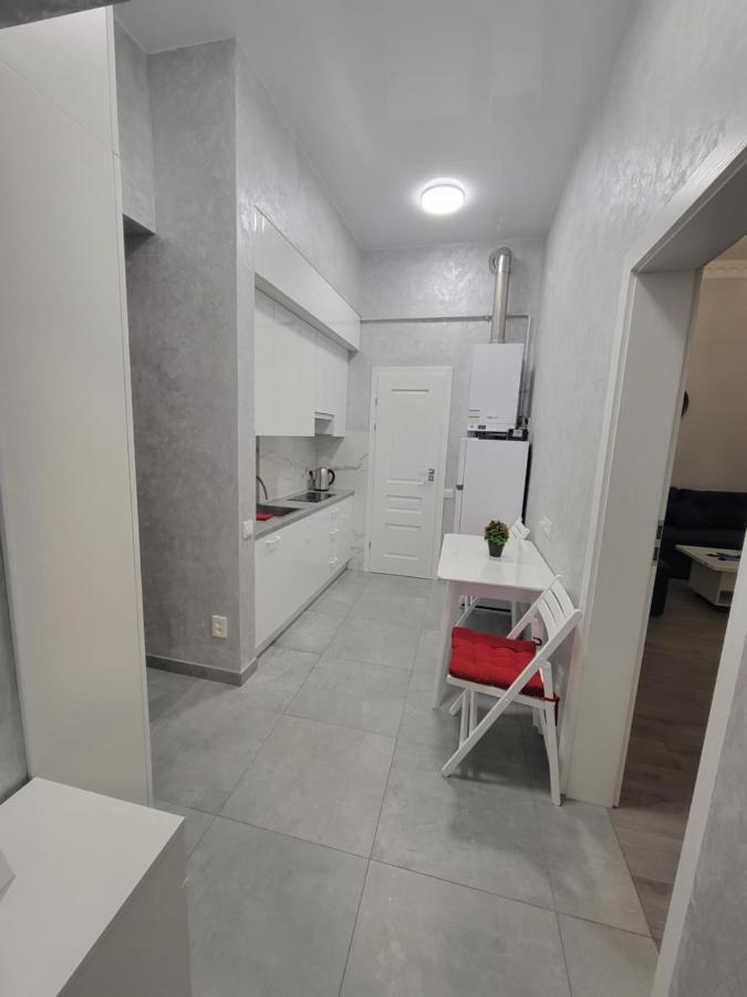 Warm & Cozy Apartment In The Heart Of Historical Lviv Exterior foto